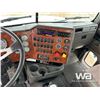 Image 9 : 1995 INTERNATIONAL T/A VACUUM TRUCK