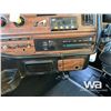 Image 19 : 2001 FREIGHTLINER T/A WATER TRUCK