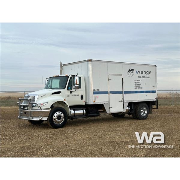 2006 INTERNATIONAL 4400 SBA S/A STEAM TRUCK