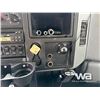 Image 20 : 2006 INTERNATIONAL 4400 SBA S/A STEAM TRUCK