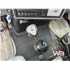 Image 19 : 2004 INTERNATIONAL 7300 S/A STEAM TRUCK