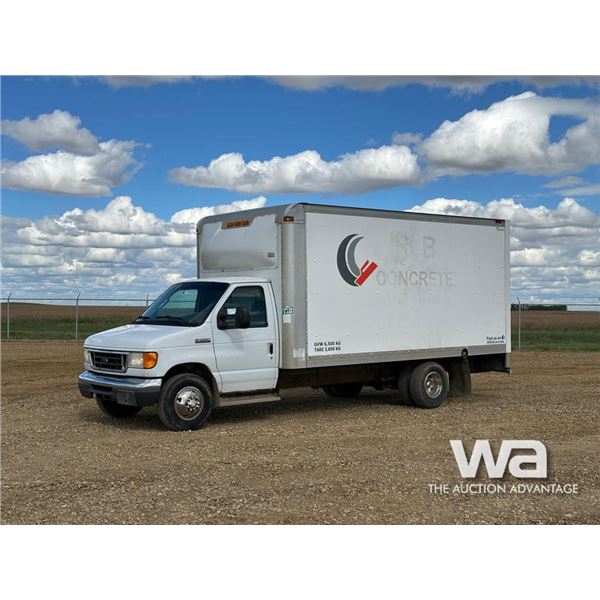 2007 FORD CUTAWAY S/A 16 FT. VAN TRUCK