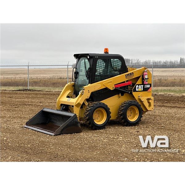 2015 CATERPILLAR 236D 2-SPEED SKID STEER LOADER