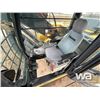 Image 6 : 2013 JOHN DEERE 250G LC HYDRAULIC EXCAVATOR