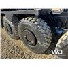 Image 40 : 1998 OSHKOSH M1070 TRI-DRIVE OFF ROAD WINCH TRUCK
