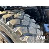 Image 41 : 1998 OSHKOSH M1070 TRI-DRIVE OFF ROAD WINCH TRUCK