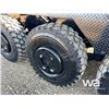 Image 49 : 1998 OSHKOSH M1070 TRI-DRIVE OFF ROAD WINCH TRUCK