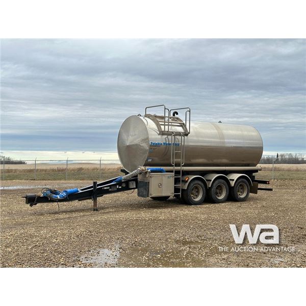 2015 MATRIXX TRIDEM POTABLE WATER PUP TRAILER