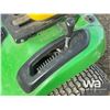 Image 15 : JOHN DEERE D110 RIDE-ON LAWN MOWER