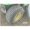 Image 22 : JOHN DEERE D110 RIDE-ON LAWN MOWER
