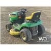 Image 4 : JOHN DEERE D110 RIDE-ON LAWN MOWER