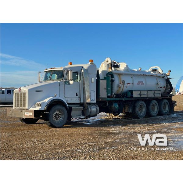 2007 KENWORTH T800B TRI DRIVE VACUUM TRUCK
