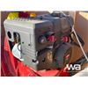 Image 6 : TORO POWER TRAX 30 IN SNOWBLOWER