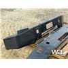 Image 5 : TRUCK BUMPER