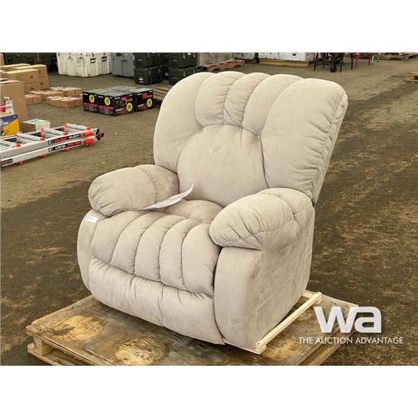 ULTRA PLUSH RECLINER CHAIR