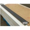 Image 6 : HARDWOOD FLOORING
