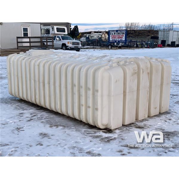 2400 GALLON WATER POLY TANK