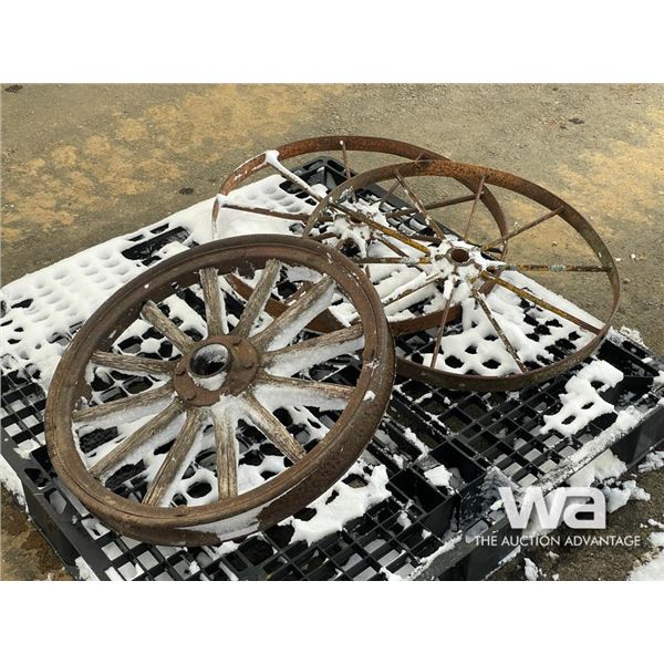 (2) ANTIQUE PACKER WHEELS & MODEL A FORD RIM