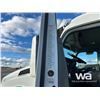 Image 21 : 2019 KENWORTH T880 TRI DRIVE SLEEPER LOG TRUCK