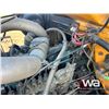 Image 15 : 1996 INTERNATIONAL 4900 S/A SANDER DUMP TRUCK