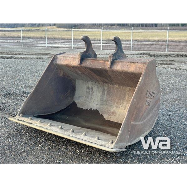 CWS EXCAVATOR 70 IN. CLEANUP BUCKET
