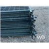 Image 7 : (18) 4X7 FT GREEN LIVESTOCK PANELS