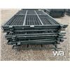 Image 5 : (18) 4X7 FT. GREEN LIVESTOCK PANELS