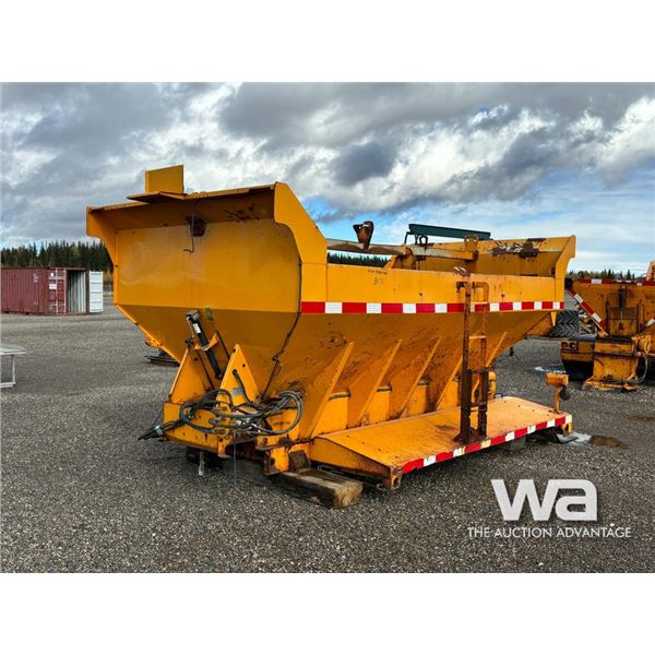 2014 LANAU INDUSTRIES 14 FT. SANDING BOX