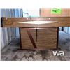Image 6 : POOL TABLE