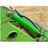 Image 50 : JOHN DEERE 4440 2WD TRACTOR