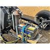 Image 10 : WHEATHEART 10 X 51 FT. SELF PROPELLED GRAIN AUGER