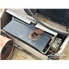 Image 11 : BATTERY CHARGER W/HEATER