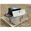 Image 3 : BATTERY CHARGER W/HEATER