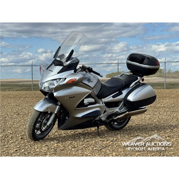 2007 HONDA ST1300A MOTORCYCLE