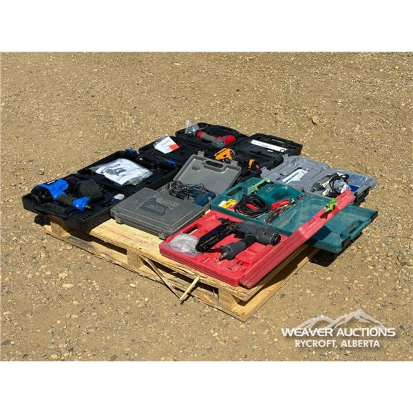 PALLET OF ASSORTED POWER TOOLS