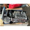 Image 5 : PAINTING SUPPLIES & MISC SHOP PARTS