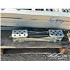 Image 10 : ASSORTED OUTDOOR ACCESSORIES