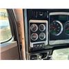 Image 16 : 2015 KENWORTH T800 T/A DUMP TRUCK