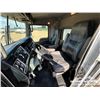 Image 8 : 2015 KENWORTH T800 T/A DUMP TRUCK