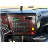 Image 18 : 2018 WESTERN STAR 4900SA TRI DRIVE LOG TRUCK