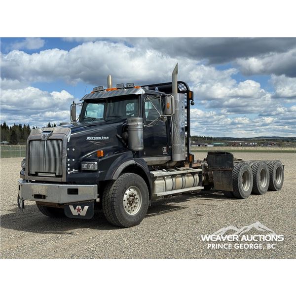 2016 WESTERN STAR 4900SA TRI DRIVE LOG TRUCK