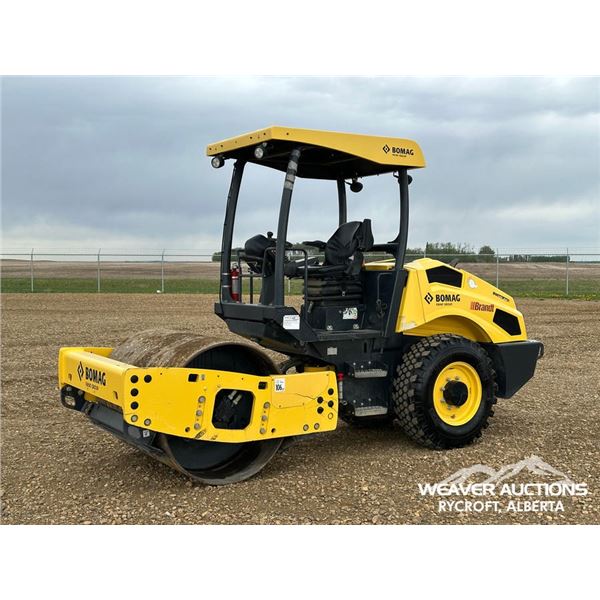 2015 BOMAG BW145HD-5 SMOOTH DRUM COMPACTOR