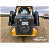 Image 14 : 2017 JOHN DEERE 330G 2-SPEED SKID STEER LOADER