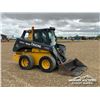 Image 2 : 2017 JOHN DEERE 330G 2-SPEED SKID STEER LOADER