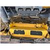 Image 8 : 2017 JOHN DEERE 330G 2-SPEED SKID STEER LOADER
