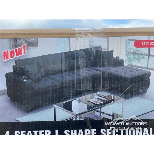 4 SEATER SECTIONAL COUCH