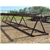 Image 4 : (2) 29 FT. PIPE RACKS