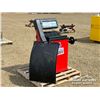 Image 2 : BLUE VIPER 110V WHEEL BALANCER