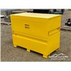 Image 1 : METAL TOOL BOX