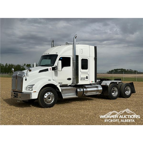 2019 KENWORTH T880 T/A SLEEPER TRUCK TRACTOR